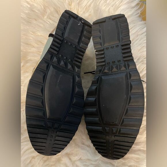 Steve Madden Arctic Sneakers 8.5 - Picture 9 of 10